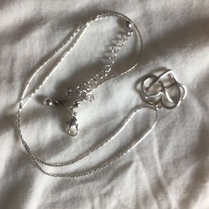 Heart figure eight necklace